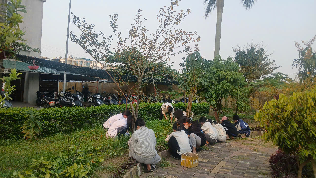 Đoàn Thanh Niên BQL tổ chức phong trào lao động xanh sạch đẹp kỷ niệm 94 năm ngày thành lập ĐTN 26/3/2025